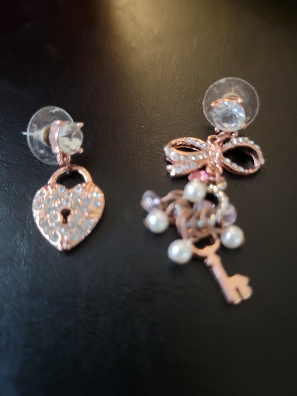 Rose Gold Heart & Key Asymmetrical Dangle Earrings Juicy Couture